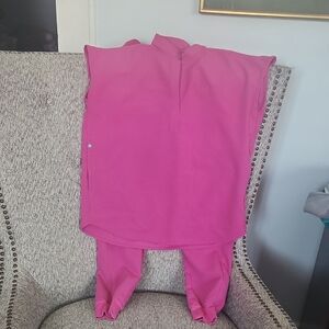 Figs Women's Scrub Set in Bright Pink